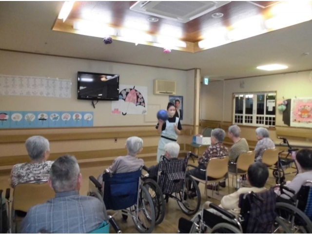 ボーリングをします！