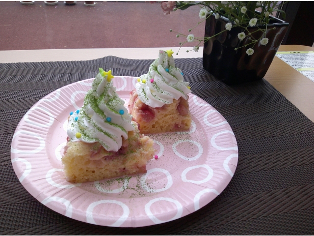 クリスマスツリー蒸しパン