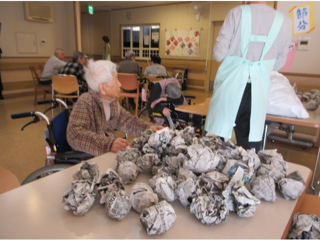 大量の豆ボール