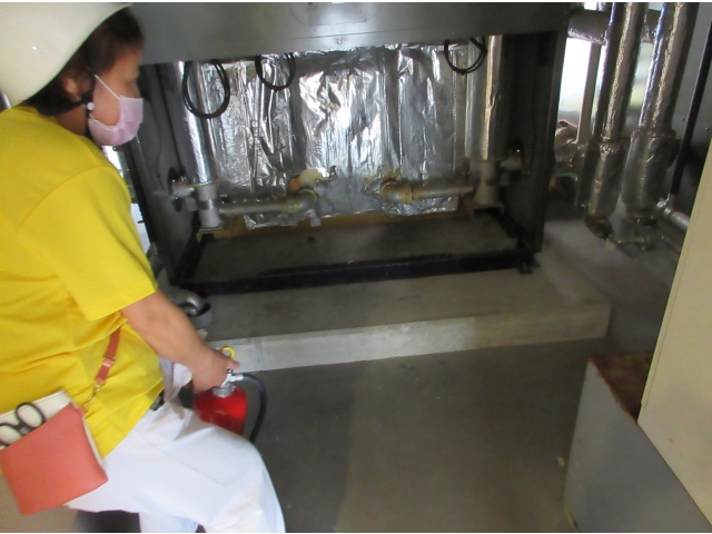 火災現場（初期消火）