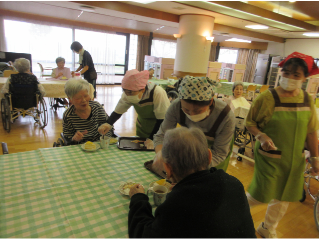 お砂糖とミルクはどうされますか？