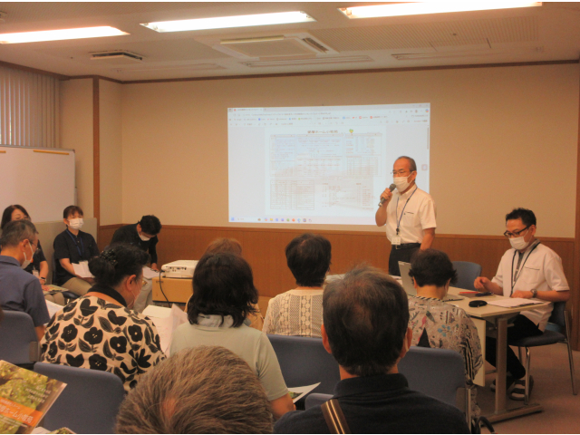 苑長よりあいさつと小牧苑について