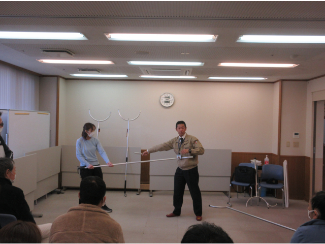 さすまたについて