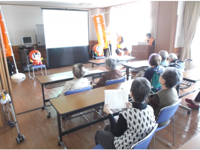 皆さんも聞き入っています