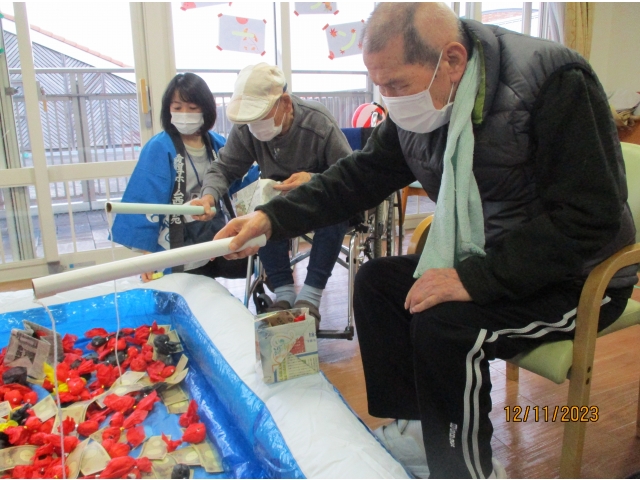 お金を狙っています😳