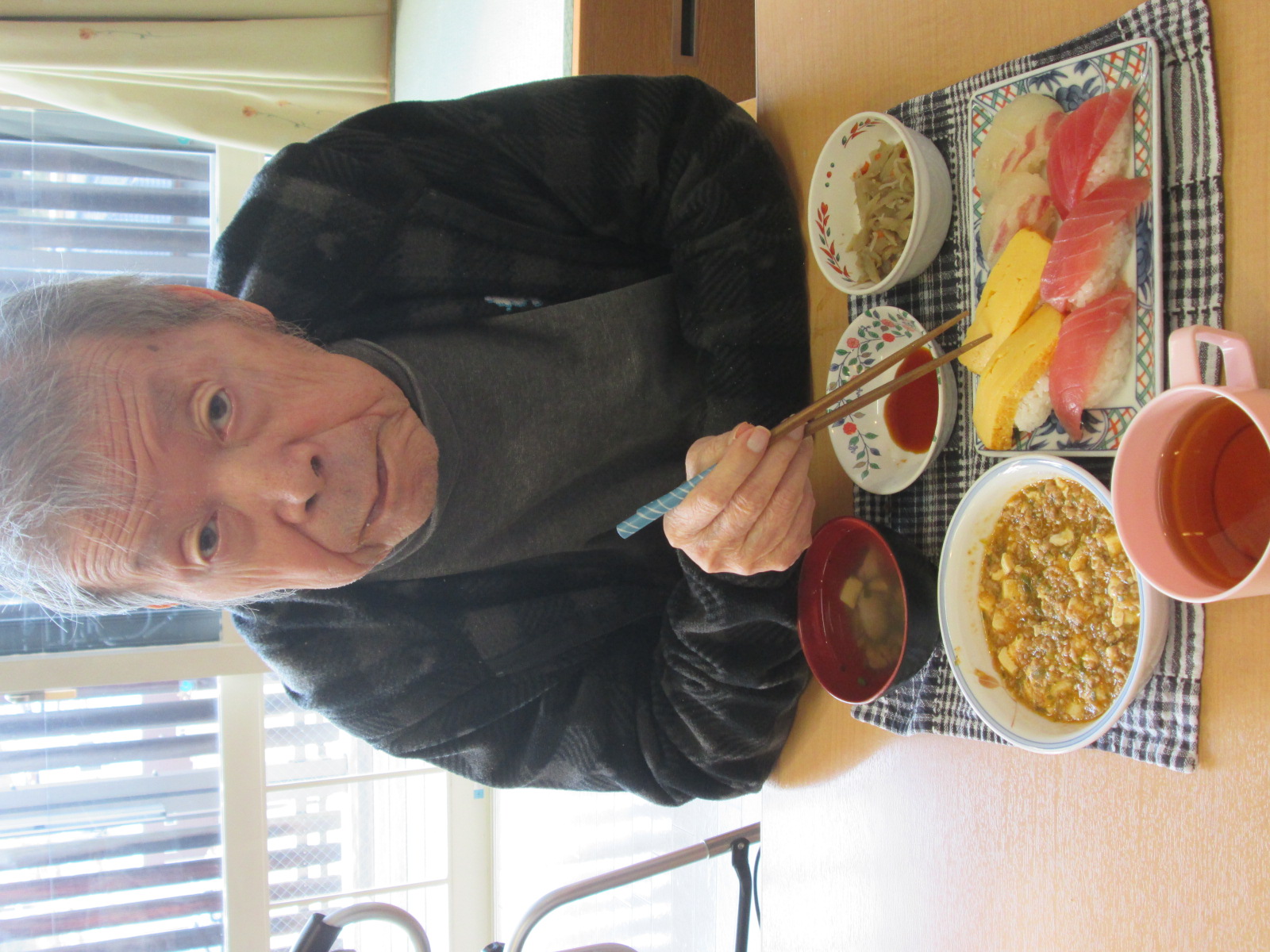 箸がどんどんすすみます🥢