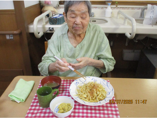 自分のペースで味わいます。　