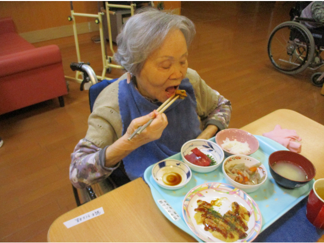 箸がどんどんすすみます🥢