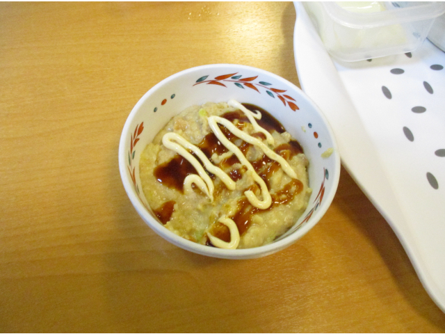 ミキサー食も見た目はお好み焼きそのもの😲