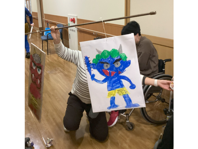 入居者様作の青鬼！豆を当てるとくるくる回ります😵‍💫💫