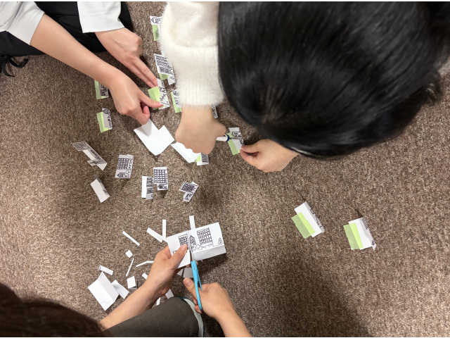 事務所職員でセットを作ります。