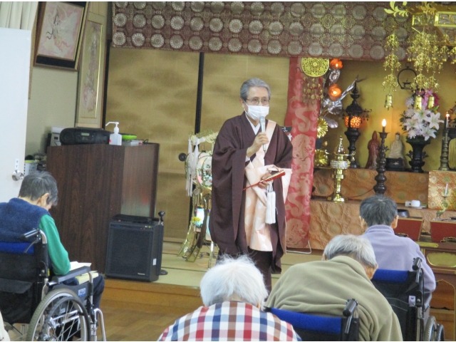 ご住職より、人生についてなどのお話を頂きました。