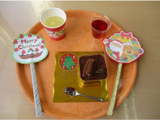 クリスマスの飾りがついていて、一足早いクリスマス気分を味わいました。