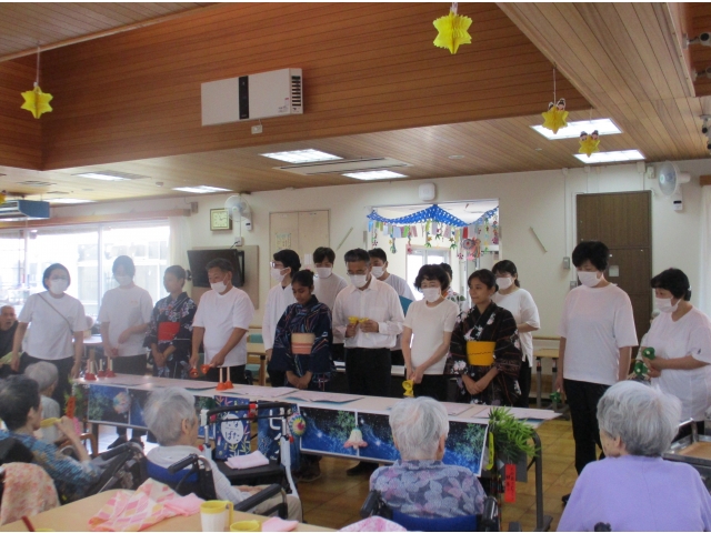 南棟の集会室にて