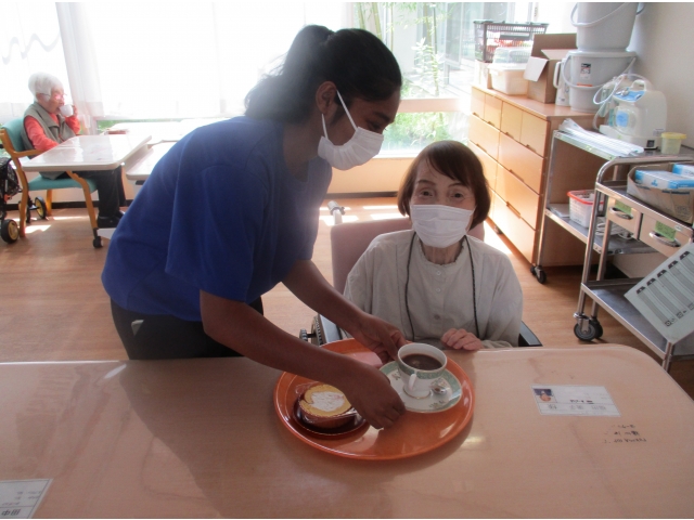 技能実習生も、会話を楽しみながら参加しました。