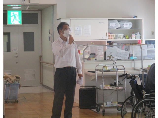 苑長より、祝辞がありました。