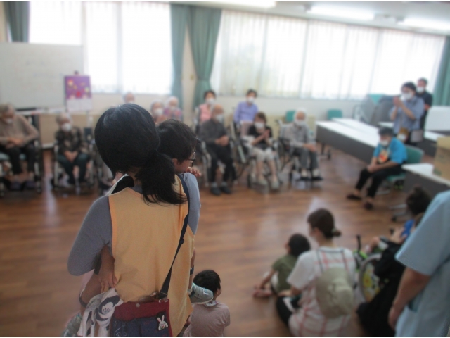 ６人の園児さんと対面で