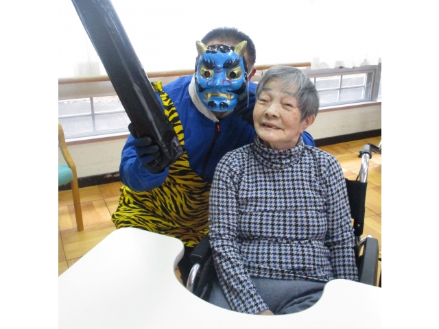 青鬼と記念撮影です。