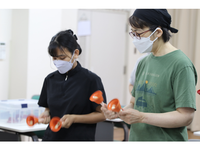 技能実習生も一緒に練習😆