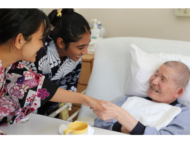 突然の訪室に笑顔がこぼれました😁