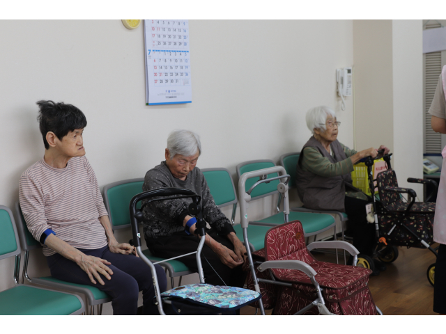 採血の後は止血をし、少し休憩して戻られました😌