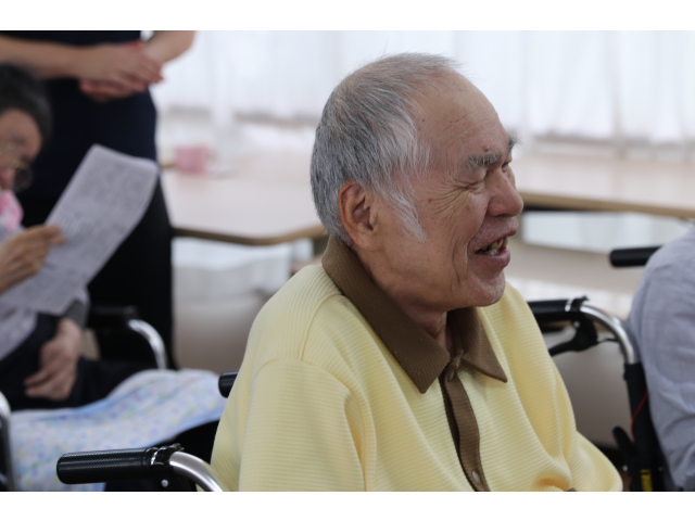 知っている歌があったのか笑顔も見られました😆