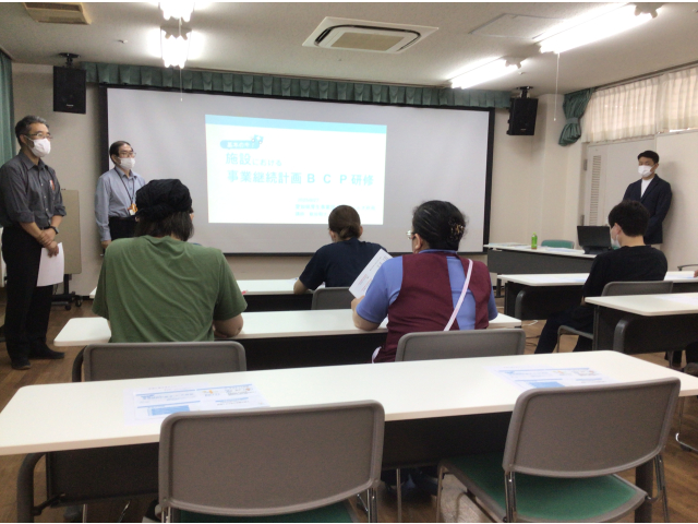 苑長から、講師の紹介がありました。