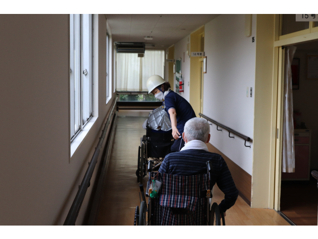 さぁ❗避難場所まで行きますよ🏃🏻