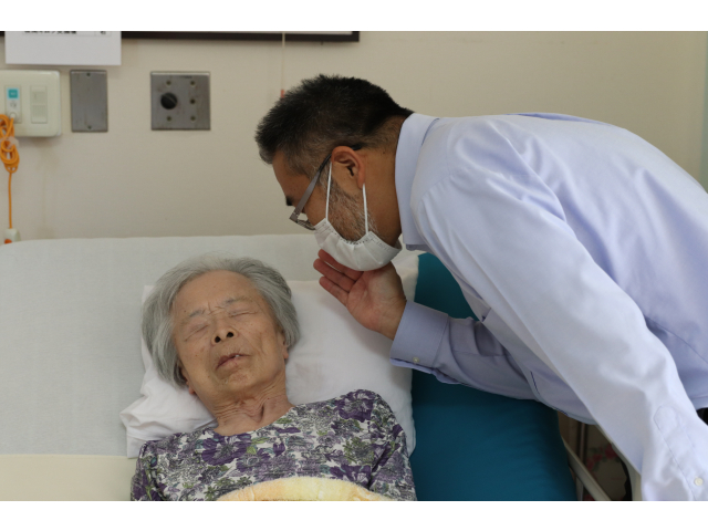 お部屋の方の所にもお邪魔してお祝いをしました🤭