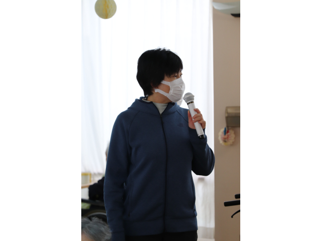 管理栄養士から誕生日会献立の紹介🎶