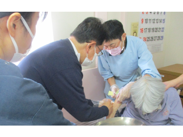 打ちますよ～💉