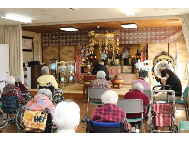 皆さん今年初のお参りを熱心にされていました🙏