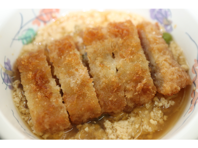 豚カツ卵とじは美味しいと好評でした🤗