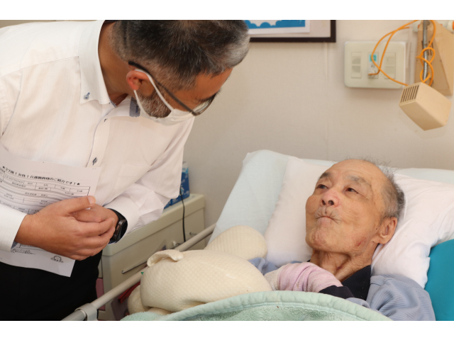 苑長と見つめ合ていました👀