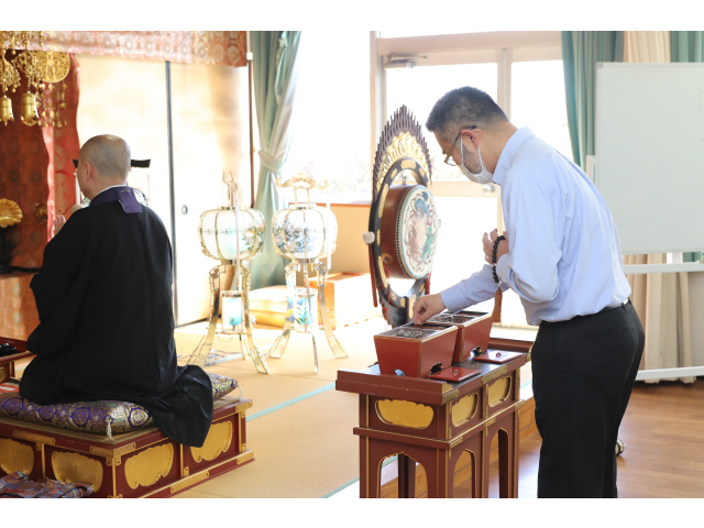 職員もお焼香しました🤌💨