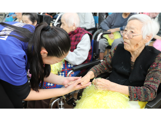 ダンス後の握手会🤝