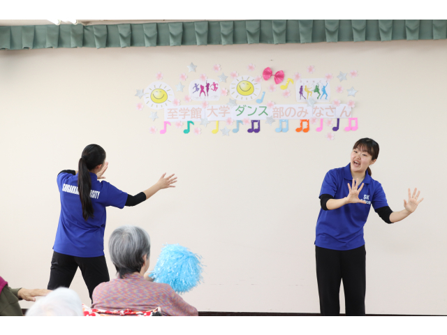 皆さん一緒に踊りましょう🤗