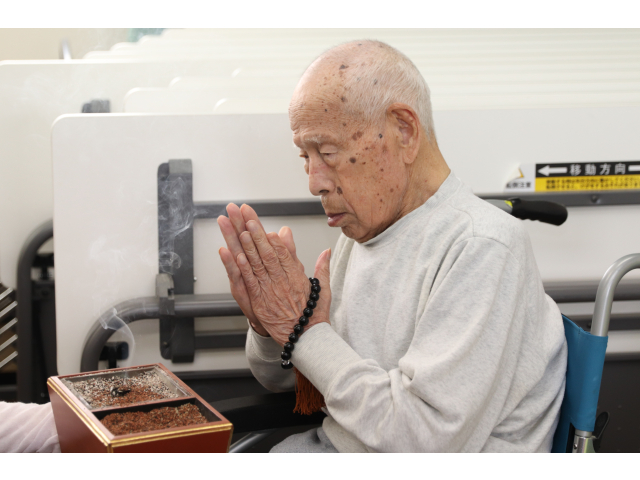 しっかりと手を合わせて🙏