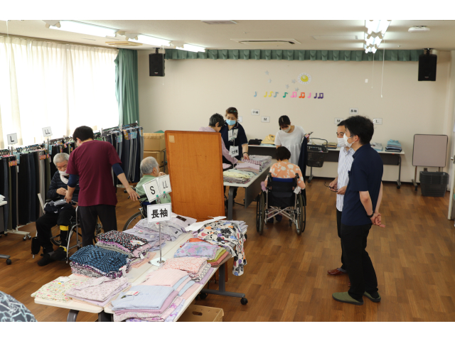 皆さんそれぞれ楽しみながらアレコレ見られています👀