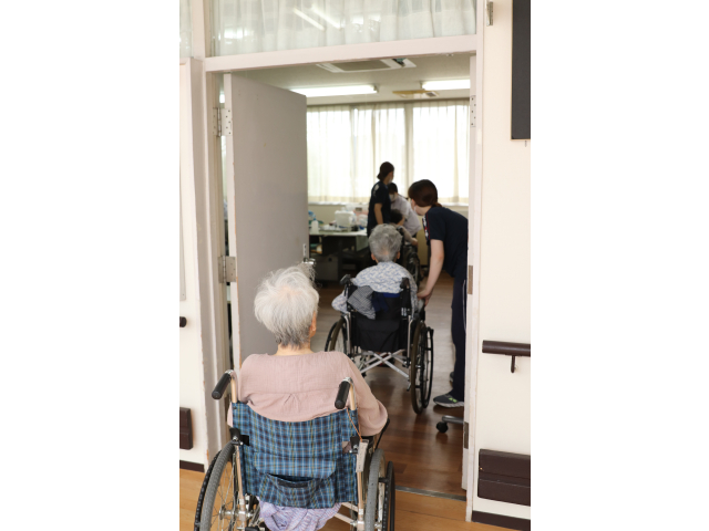 採血検査も行列です💉