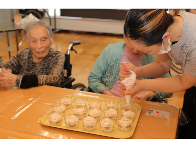 こうやって絞ってね😘