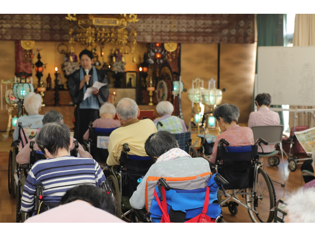 皆さん「へぇ～」、「そうなんだ」と頷かれながら聴いていました👂