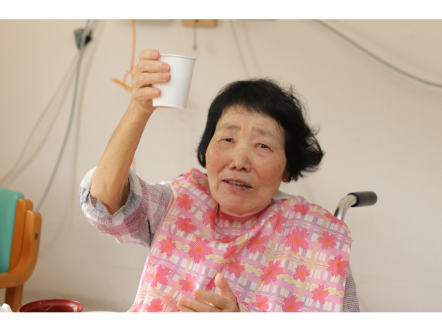 総務の方に「おめでとう」と言っていました🤗
