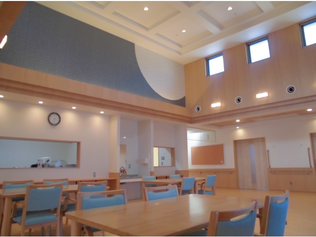 ユニット名「るり」です