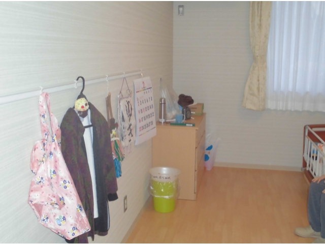 部屋はこれから