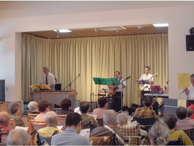 プロ顔負けの演奏！

