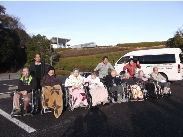 岡崎市美術館です。
