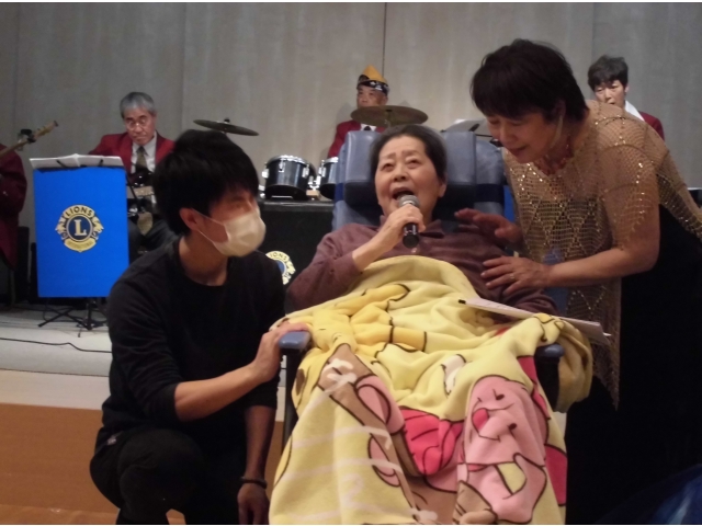 ♪川の流れのように♪