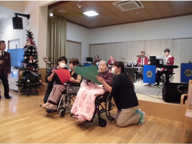 ♪青い山脈♪
2人で歌います