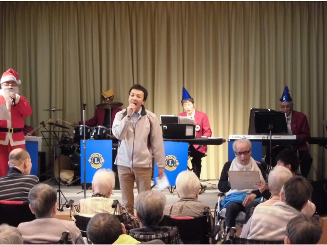 職員代表「明日があるさ」